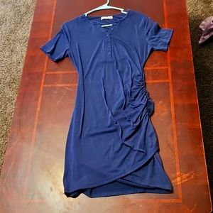 Blue short-sleeve midi dress